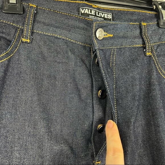 VALE FOREVER Stack Jeans, Dark Wash Denim, Size 42, NWOT - Picture 3 of 5